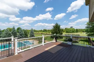 3822 Magnolia Dr, Spring Grove, IL 60081 - Photo 8