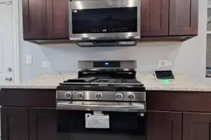 935 W Marquette Rd, Chicago, IL 60621 - Photo 10