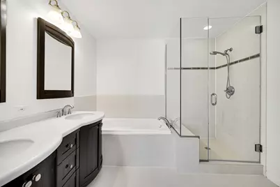 947 Kensington Drive #7-E3, Northbrook, IL 60062 - Photo 6