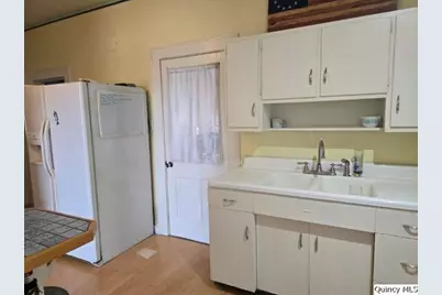 1560 Main Street, Warsaw, IL 62379 - Photo 14