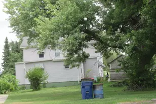 233 Buena Vista St, Paris, IL 61944 - Photo 8