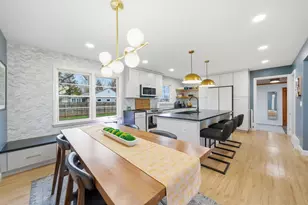 1920 S 4th St, Dekalb, IL 60115 - Photo 10