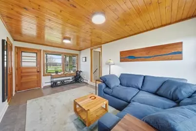 1920 S 4th Street, Dekalb, IL 60115 - Photo 4