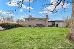 9 Notre Dame Dr, Naperville, IL 60540 - Photo 24