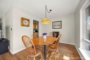 9 Notre Dame Dr, Naperville, IL 60540 - Photo 6