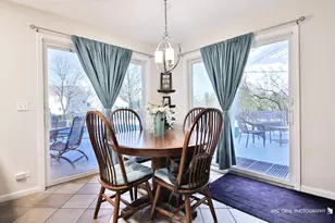 301 Tanager Dr, Woodstock, IL 60098 - Photo 6