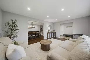 12324 Partridge Ln, Orland Park, IL 60467 - Photo 4