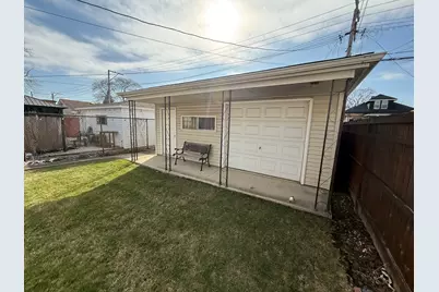 1310 N Monitor Avenue, Chicago, IL 60651 - Photo 16