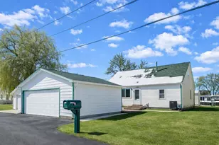 37464 N Terrace Ln, Spring Grove, IL 60081 - Photo 1