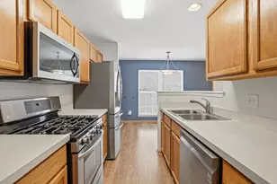 1552 Bluestem Ln, Minooka, IL 60447 - Photo 6