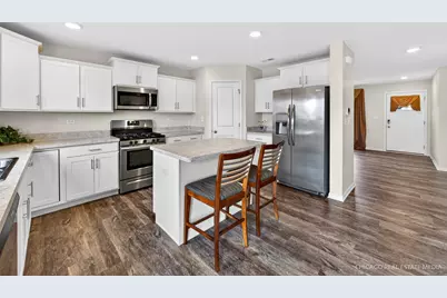 [Address not provided], Pingree Grove, IL 60140 - Photo 2