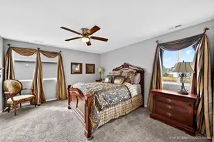 1645 Bayberry Ln, Pingree Grove, IL 60140 - Photo 10