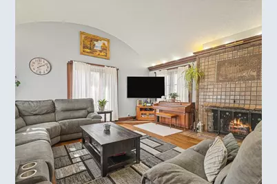 427 N Prospect Street, Rockford, IL 61107 - Photo 6