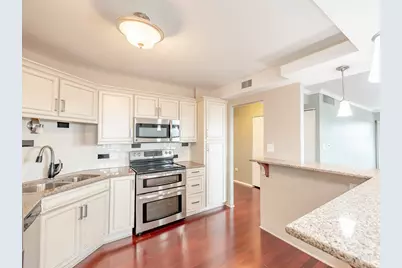 141 N La Grange Road #801, La Grange, IL 60525 - Photo 8