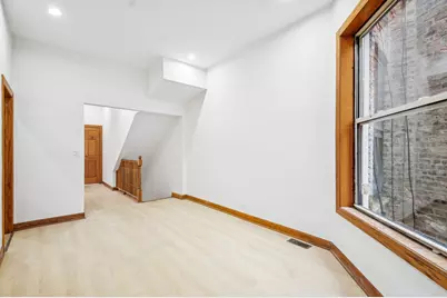 2336 W Taylor Street, Chicago, IL 60612 - Photo 8