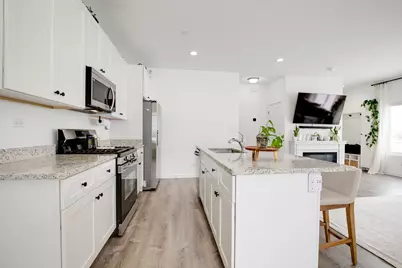 1021 Gillespie Lane, Yorkville, IL 60560 - Photo 8