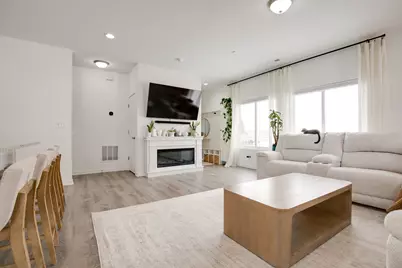 1021 Gillespie Lane, Yorkville, IL 60560 - Photo 10