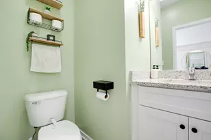 1021 Gillespie Ln, Yorkville, IL 60560 - Photo 4