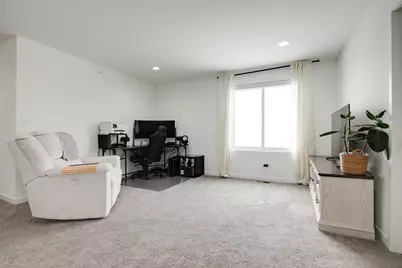 1021 Gillespie Lane, Yorkville, IL 60560 - Photo 12