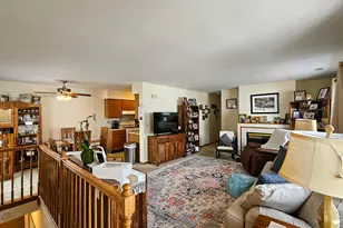 106 Village Creek Dr, Lake in the Hills, IL 60156 - Photo 2