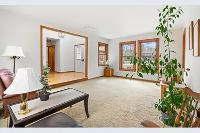 1602 Brittany Lane, Long Grove, IL 60047 - Photo 10