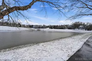 1710 Coach Dr, Naperville, IL 60565 - Photo 20