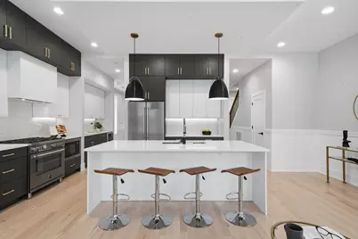 2323 W Farragut Avenue, Chicago, IL 60625 - Photo 12