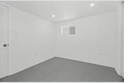 511 W 104th Street, Chicago, IL 60628 - Photo 20