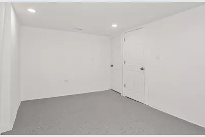 511 W 104th Street, Chicago, IL 60628 - Photo 22