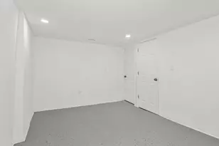 511 W 104th St, Chicago, IL 60628 - Photo 22