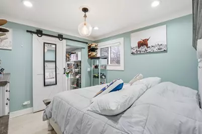 1900 N Kenneth Avenue, Chicago, IL 60639 - Photo 10