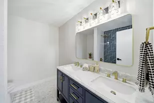 3700 Capri Ct, Glenview, IL 60025 - Photo 12