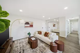 3700 Capri Ct, Glenview, IL 60025 - Photo 4