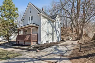 849 25th St, Rock Island, IL 61201 - Photo 4