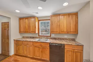 521 Spring Ave, South Elgin, IL 60177 - Photo 4