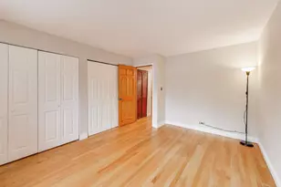 9420 Bay Colony Dr, Des Plaines, IL 60016 - Photo 16