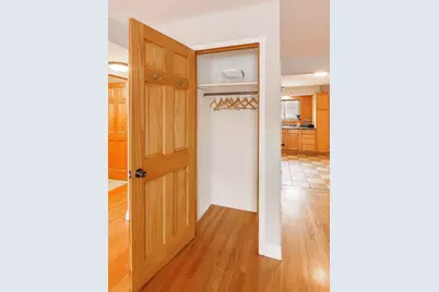 9420 Bay Colony Drive #2E, Des Plaines, IL 60016 - Photo 20