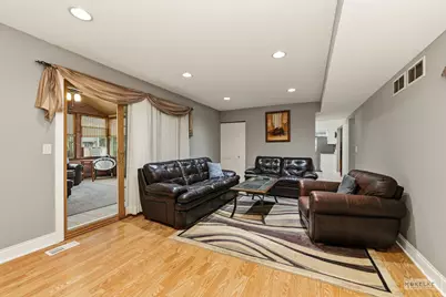 2499 Quail Court, Aurora, IL 60502 - Photo 18