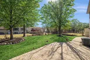 35 Manchester Ln, Vernon Hills, IL 60061 - Photo 14