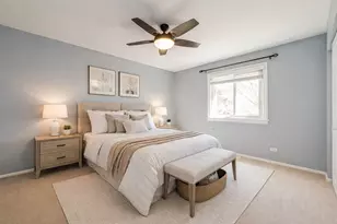 35 Manchester Ln, Vernon Hills, IL 60061 - Photo 10