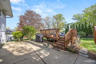1321 Hampton Ln, Schaumburg, IL 60193 - Photo 6