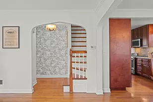 409 Valley Rd, Itasca, IL 60143 - Photo 6