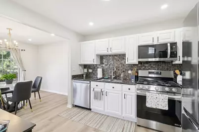 1810 Grove Avenue, Schaumburg, IL 60193 - Photo 6