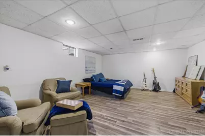 [Address not provided], Cary, IL 60013 - Photo 18