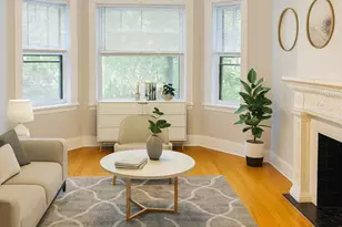 108 Keeney St, Evanston, IL 60202 - Photo 2