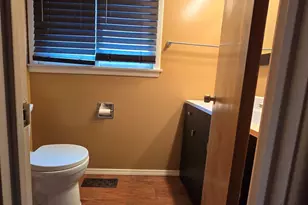 303 Jackson St, Park Forest, IL 60466 - Photo 8