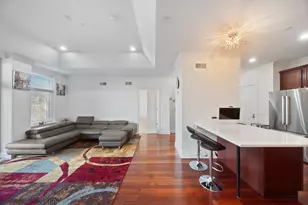 100 Prairie Park Dr, Wheeling, IL 60090 - Photo 4