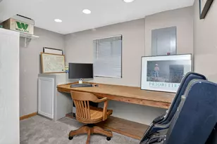 853 Bonnie Brae Ln, Bolingbrook, IL 60440 - Photo 24