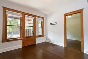 3338 N Wolcott Ave, Chicago, IL 60657 - Photo 10