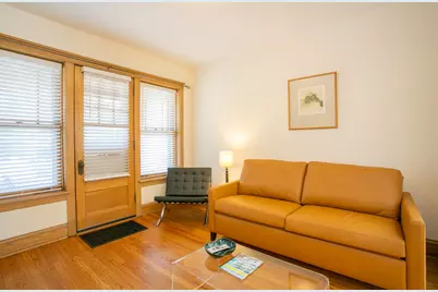 3338 N Wolcott Avenue #1, Chicago, IL 60657 - Photo 12